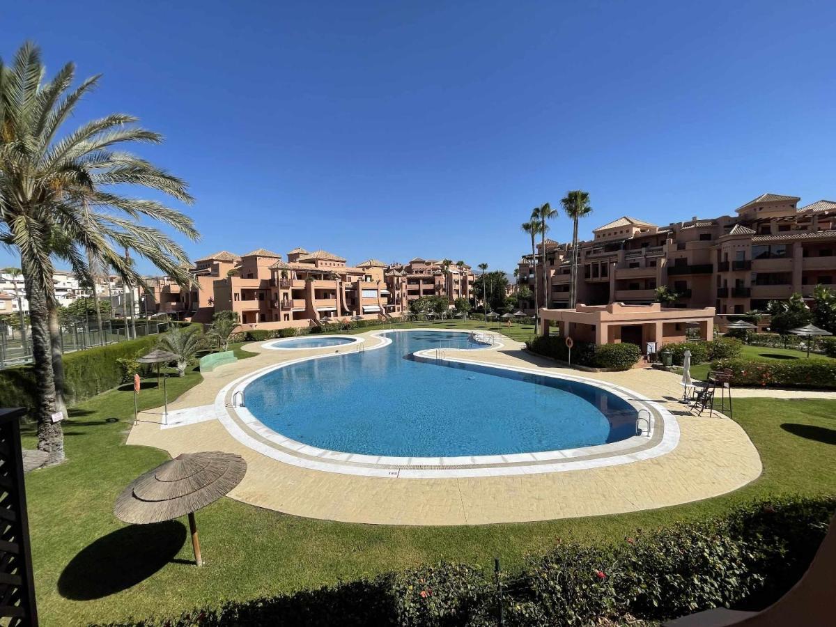 Apartment E2 Equipado En Playa Granada Con Terraza De 11m2 *